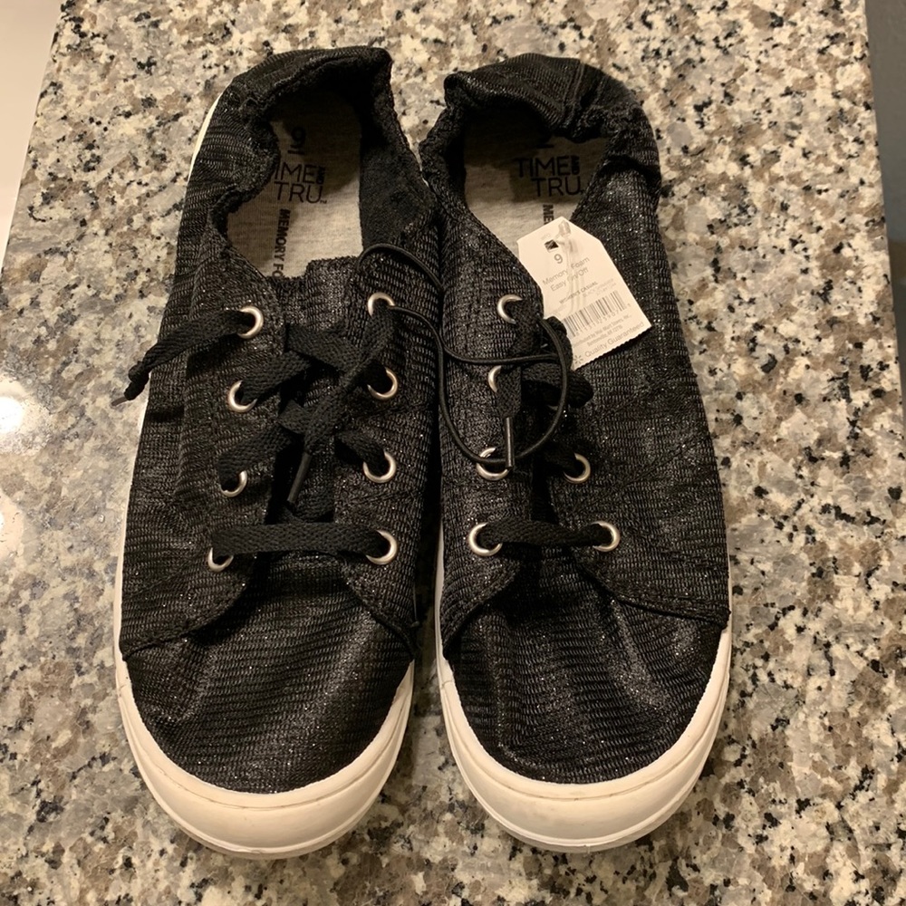 Memory foam slip on sneakers